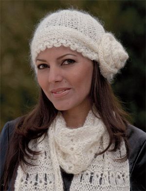 This 1920s-inspired, knit hat pattern is perfect for any vintage lover. It's easy to make, plus there are three ways to make it.
