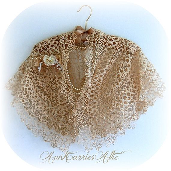 Tatted Lace Collar Shrug Shawl Very Delicate by auntcarriesattic, $160.00 --- Wow...