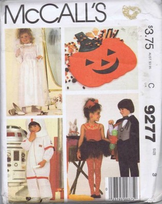 9277 McCalls Boys Girls Costume Sewing Pattern Astronaut Princess Bag Size 3 Here's a delightful costume sewing pattern for your toddler boy and girl in size 3, McCall's 9277 features a princess bride, astronaut, magician and a pumpkin shaped treats bag. SIZE 3 CHEST 22 WAIST 20.5"